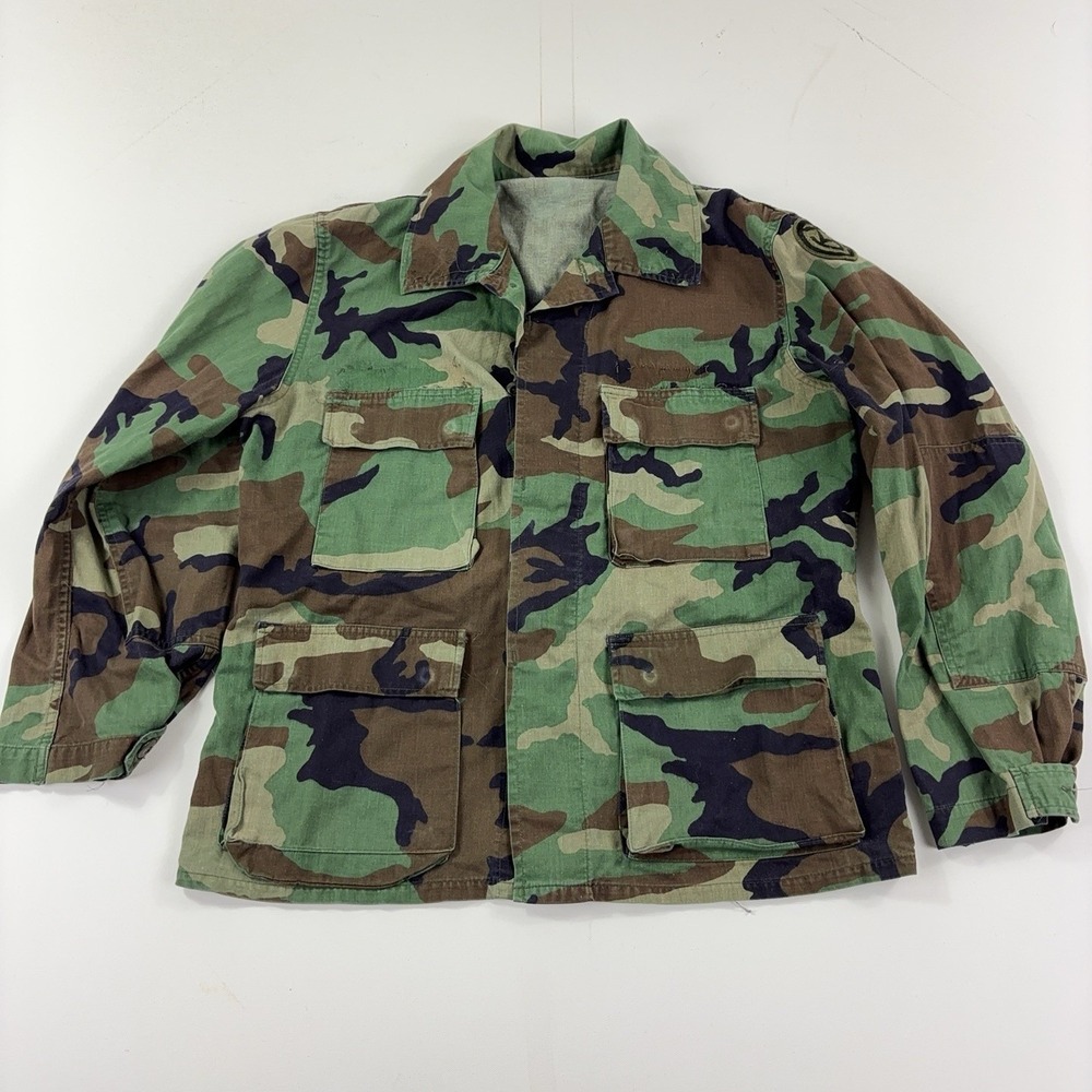Woodland Camo Jacket Mens Large BDU Button Front Pockets Hunting Army Military